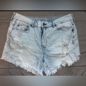 American Eagle Distressed Shorts 16? No tag see measurements